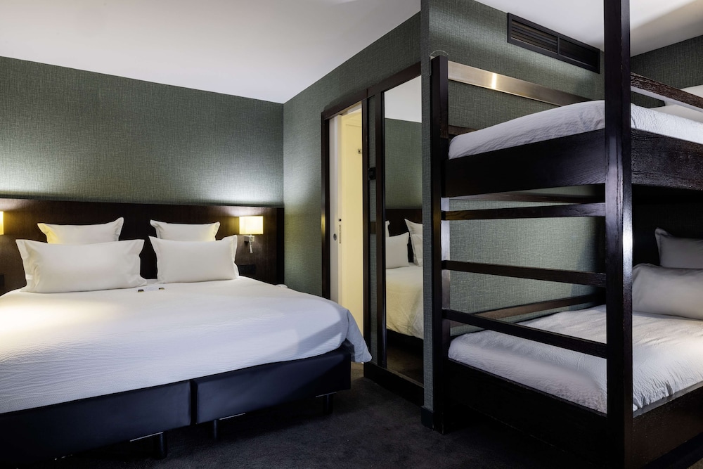 

Roma - Châtillon (Ile-de-France) - Best Western Bretagne Montparnasse