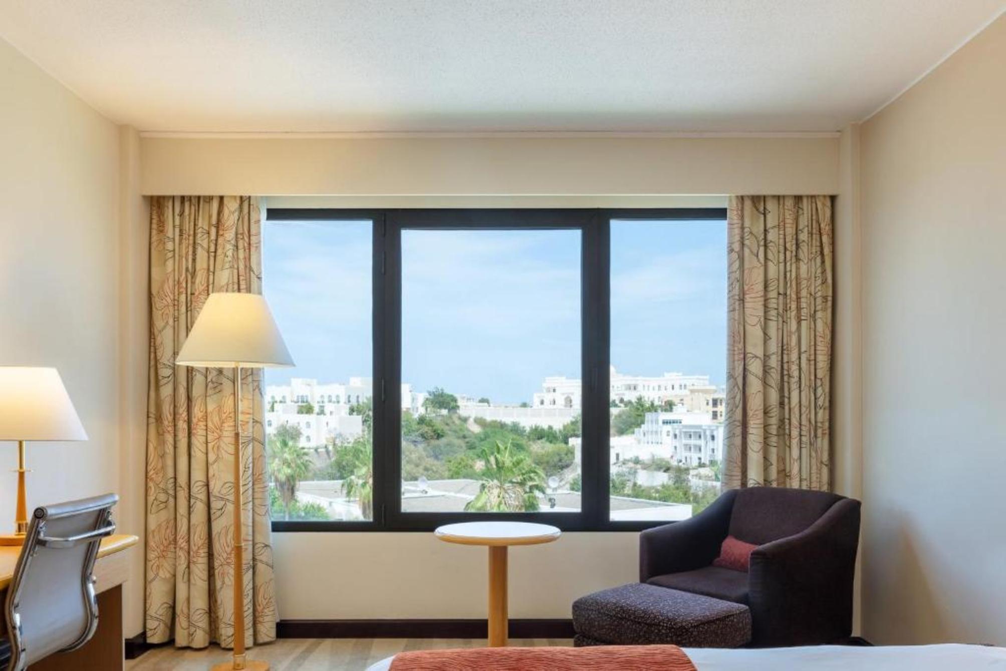 

Verona - Ruwī - Crowne Plaza Muscat