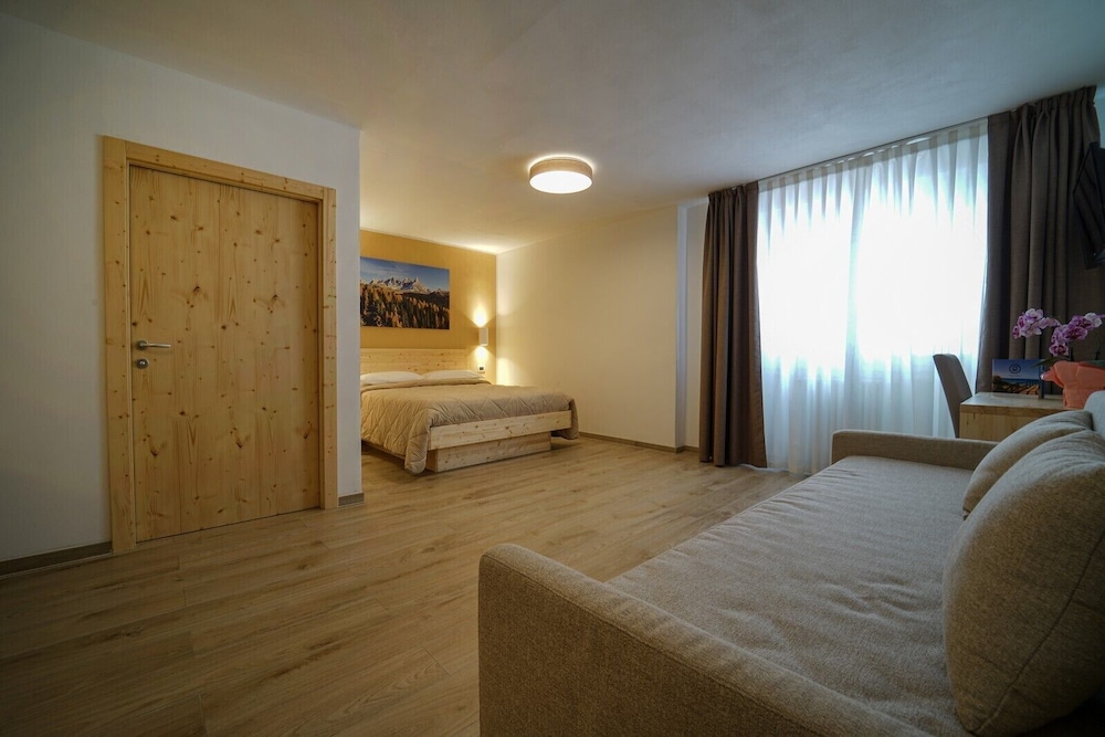 

Napoli - Seiser Alm - GH Hotel Monzoni
