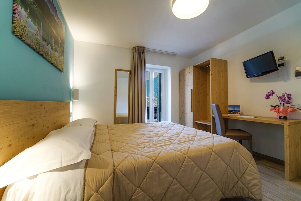 

Napoli - Canazei - GH Hotel Monzoni