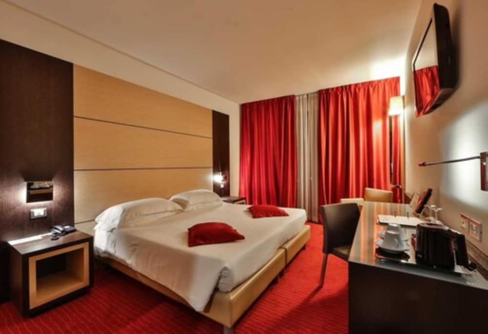 

Catania - Padova - Best Western Plus Hotel Galileo Padova