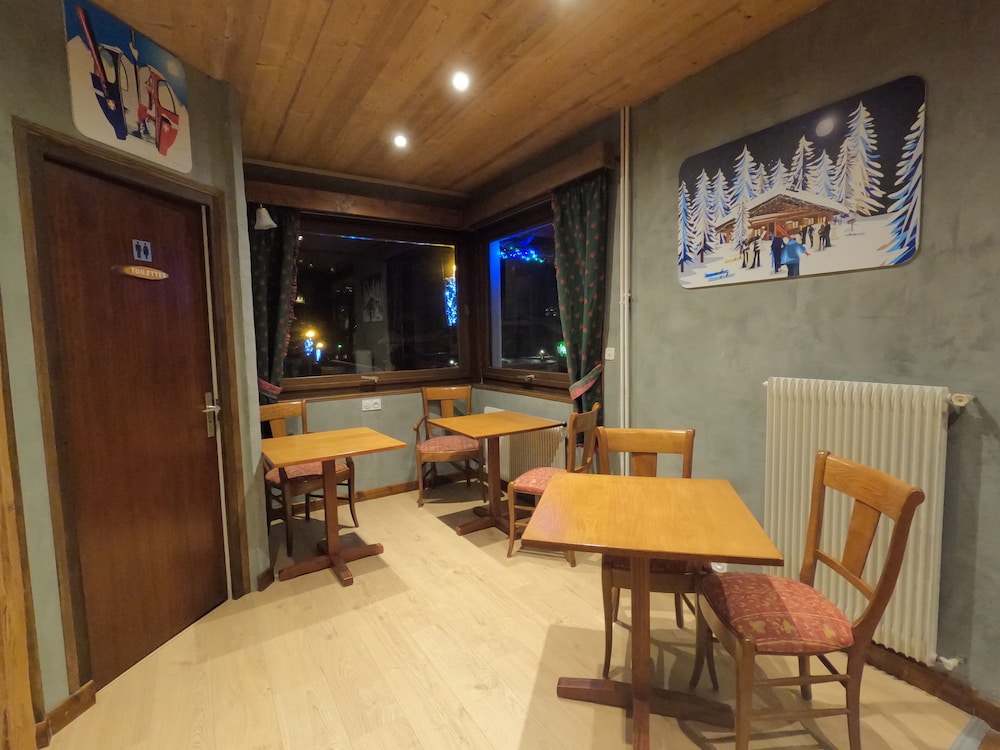 

Napoli - Morzine - Hotel Le Soly
