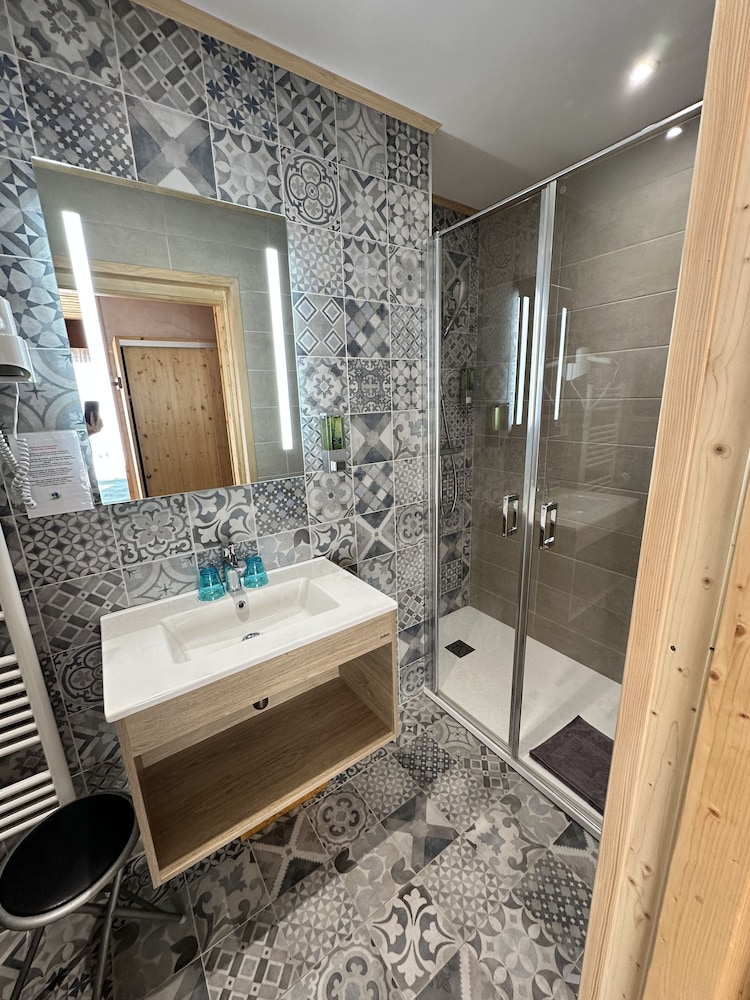 

Napoli - Morzine - Hotel Le Soly