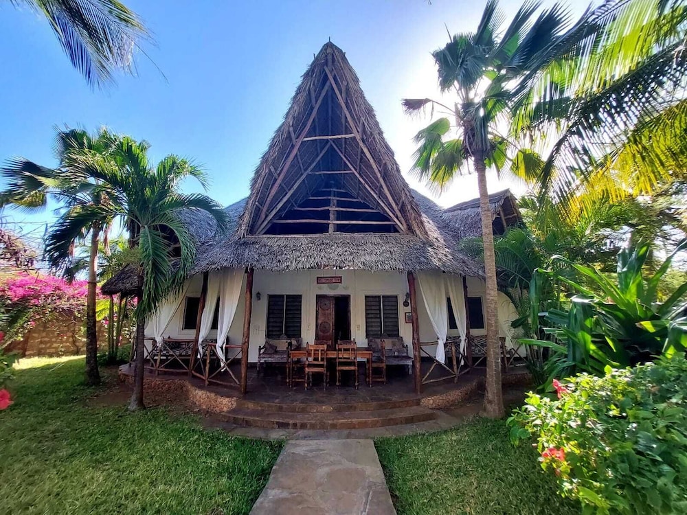 

Verona - Malindi - Marine Holiday House- Bed & Breakfast