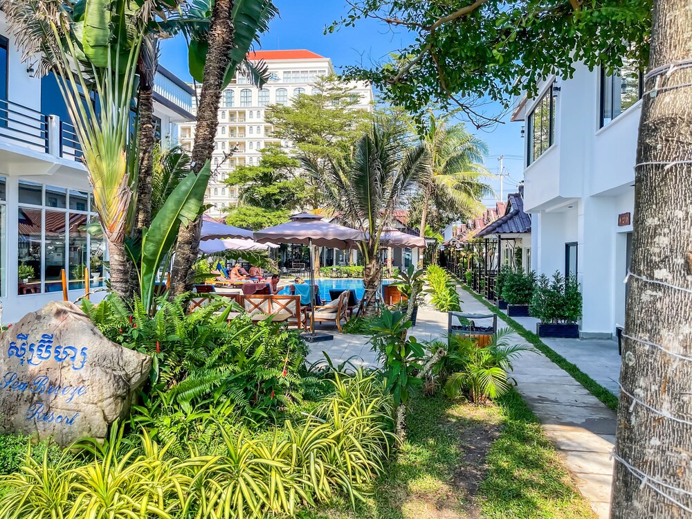 

Milano - Phumĭ Kâng Kéng - Sea Breeze Resort