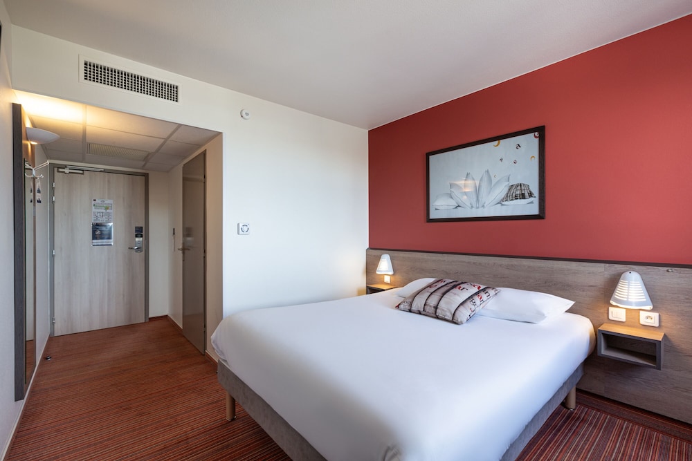 

Genova - Coupvray - Ace Hôtel Paris Marne La Vallée