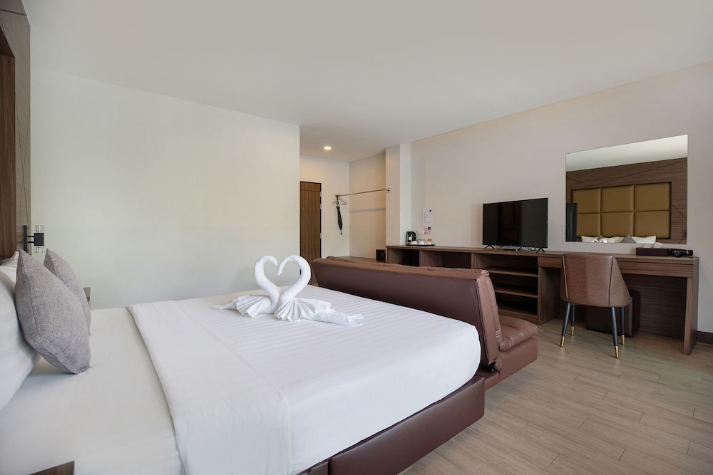 

Catania - Thalang - The Bell Airport Phuket Hotel