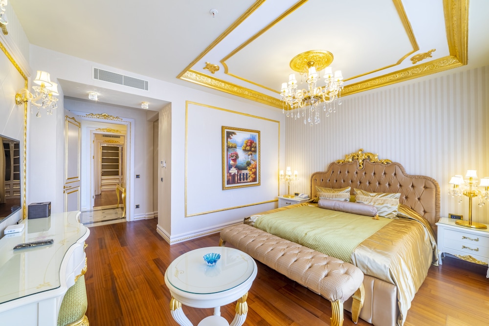 

Roma - Torba - Be Premium Bodrum