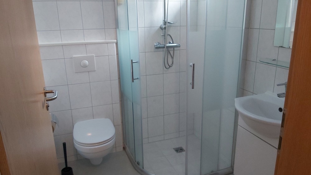 

Bologna - Hella - Kanslarinn Hostel
