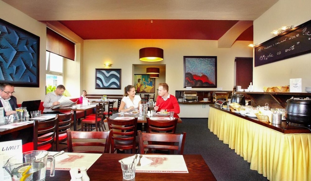 

Roma - Zdiby - Hotel Merkur - Czech Leading Hotels