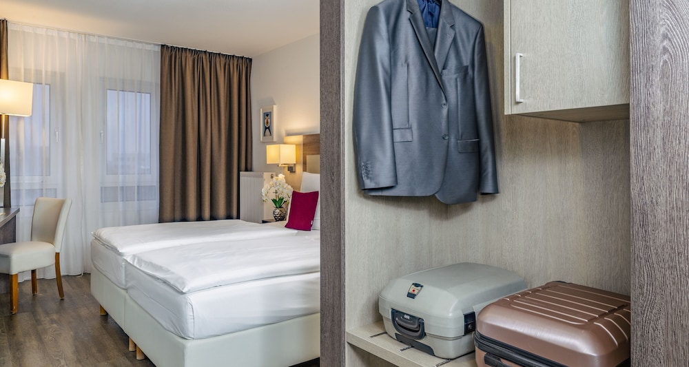 

Bari - Karlsruhe - PLAZA INN Karlsruhe Nord