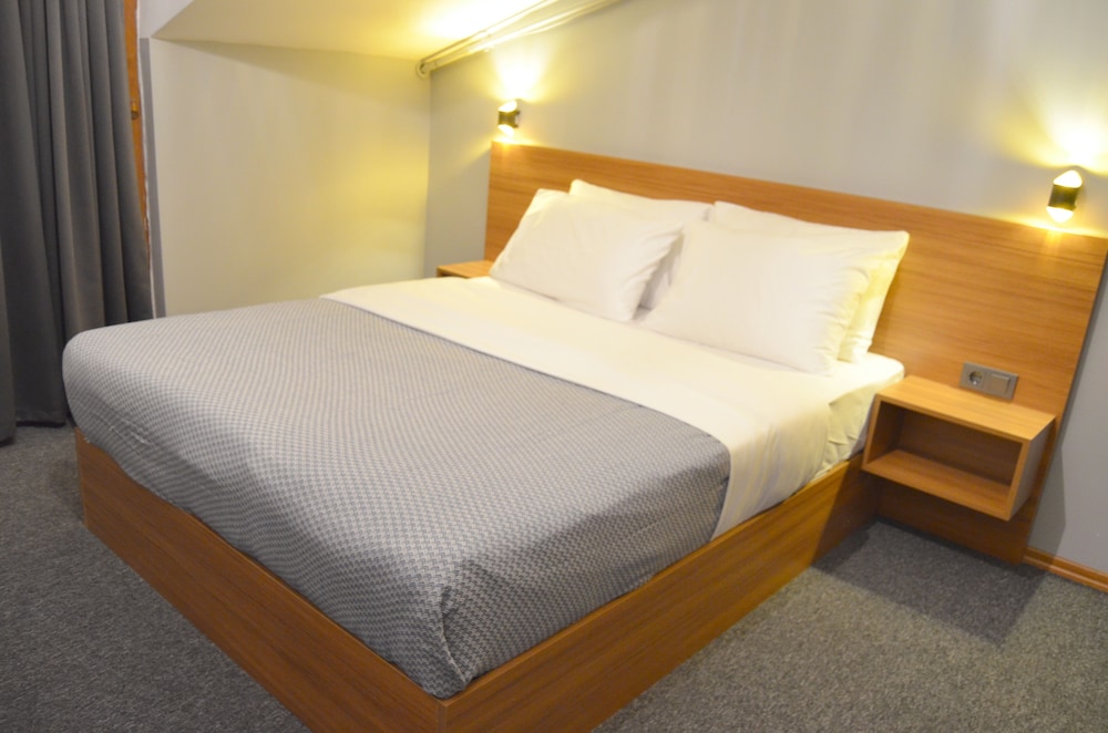 

Trieste - Büyükçekmece - Rosse Hotel
