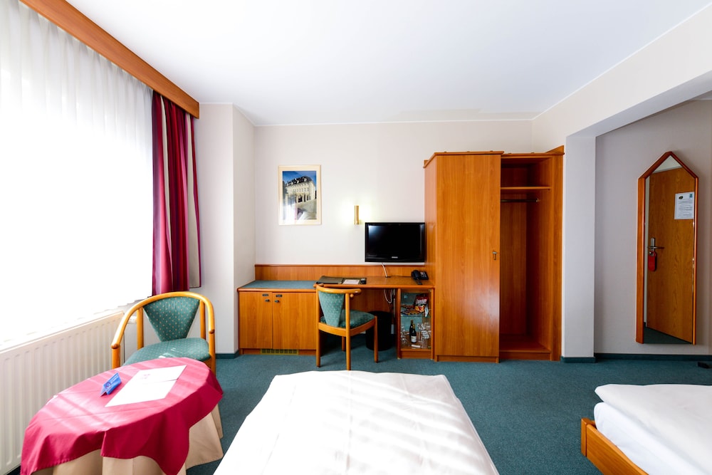 

Milano - Livange - Christophe Colomb