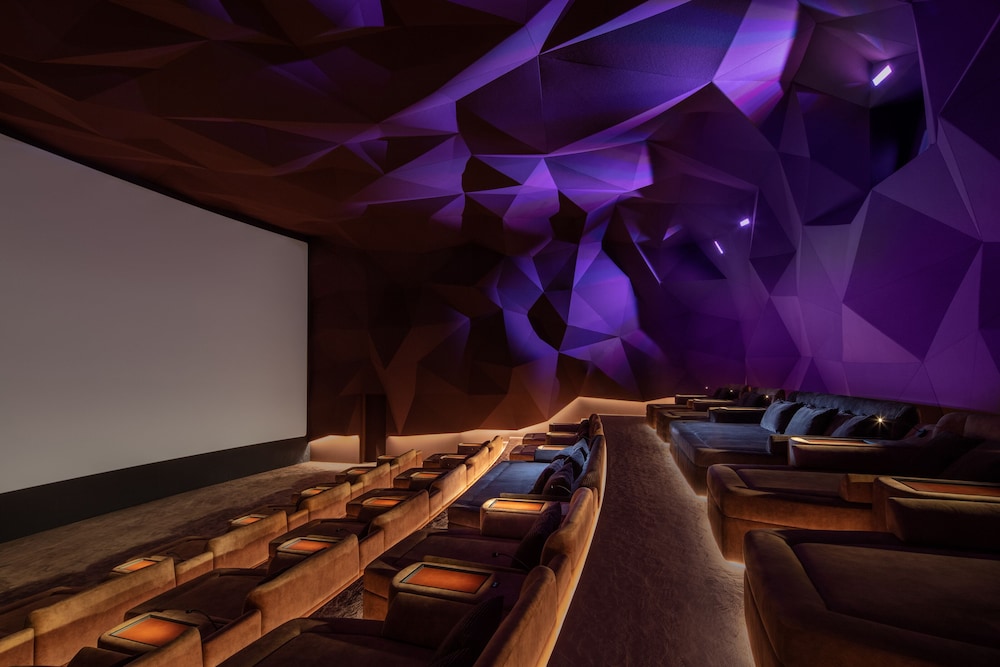 

Milano - Ghantoot - Anantara Santorini Abu Dhabi retreat (Adults only)