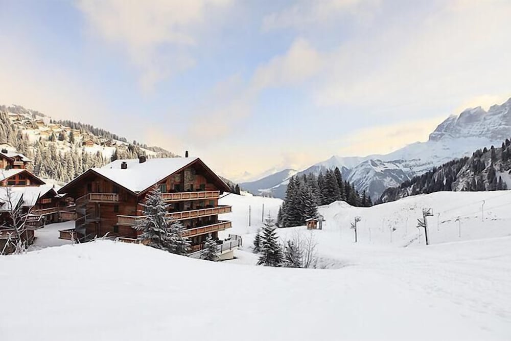 

Bologna - Champéry - Mountain Lodge