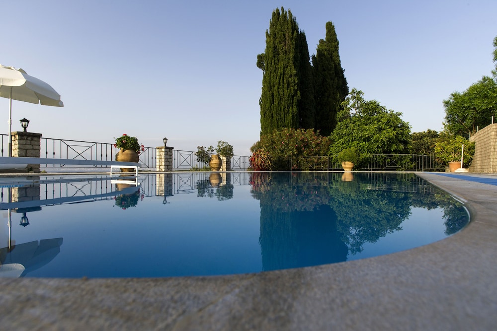 

Pisa - Ksamil - Villa Bacchus
