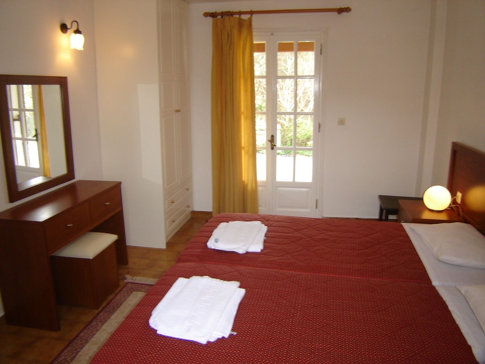 

Bologna - Ksamil - Villa Bacchus