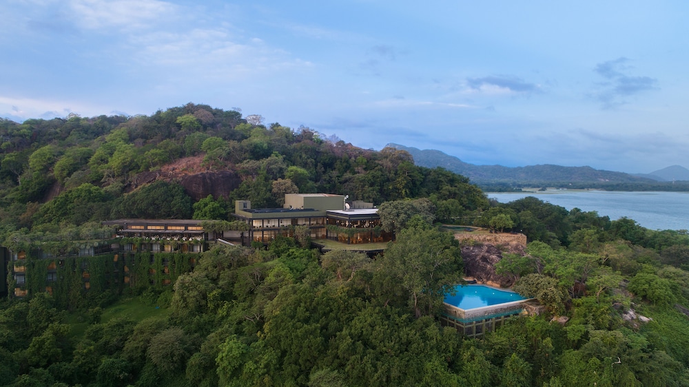 

Roma - Dambulla - Heritance Kandalama