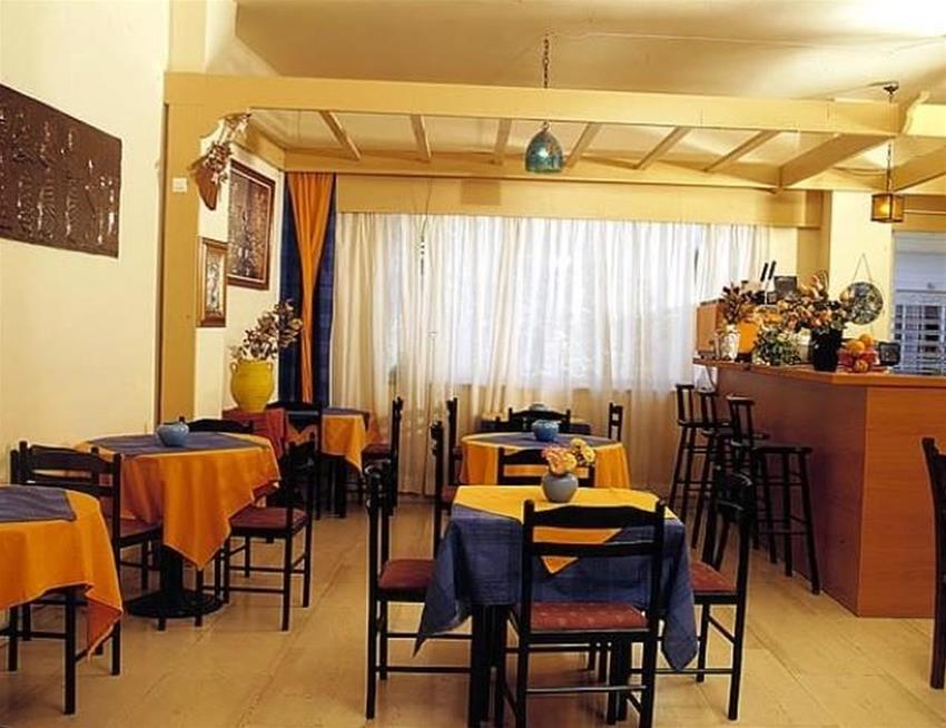 

Bari - Agios Nikolaos, Creta - Aristea Hotel