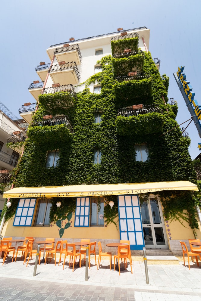 

Venezia - Giardini Naxos - Hotel San Pietro