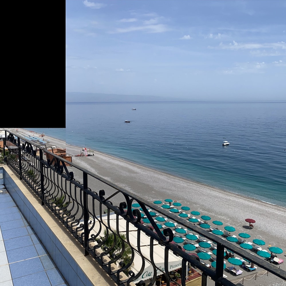 

Napoli - Giardini Naxos - Hotel San Pietro