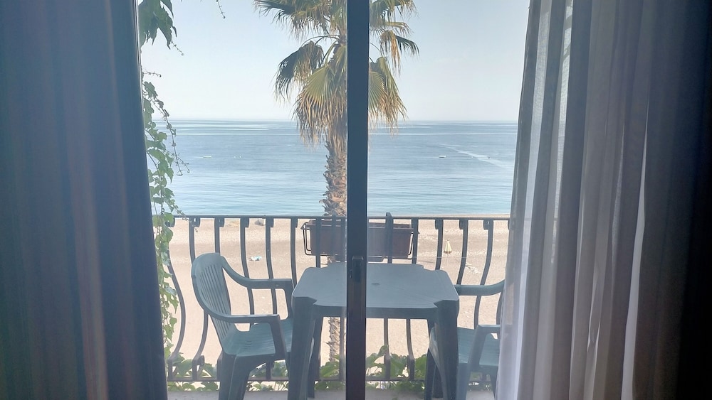 

Bari - Giardini Naxos - Hotel San Pietro