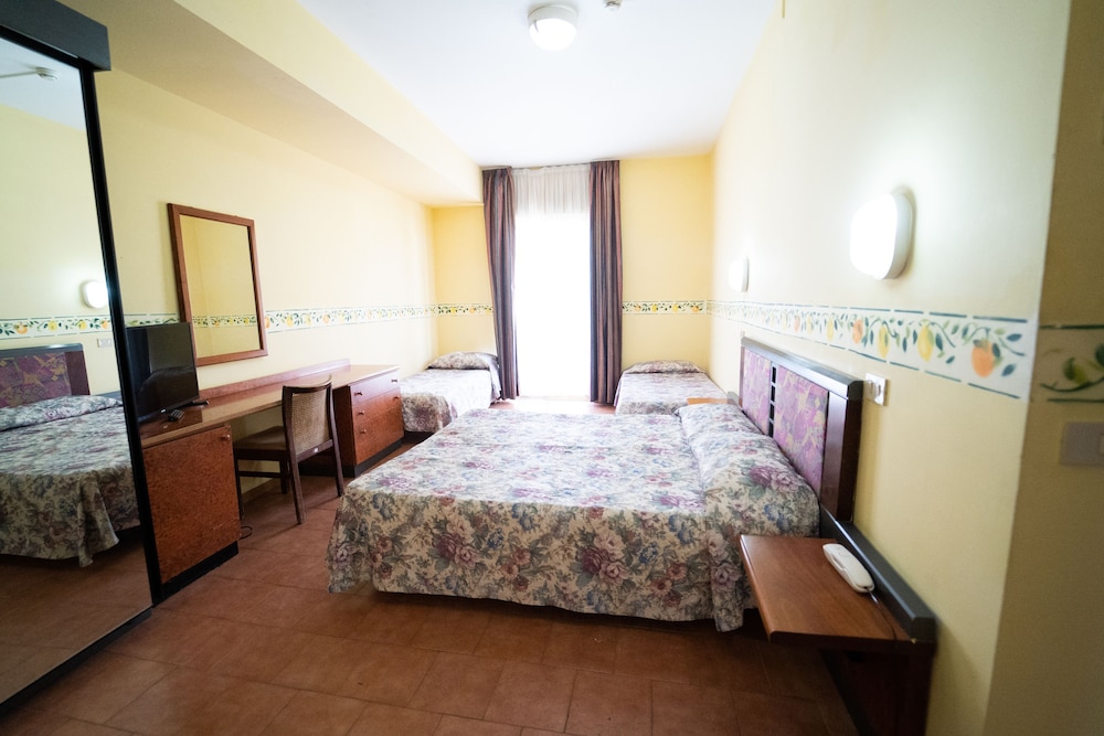 

Ancona - Taormina - Hotel San Pietro