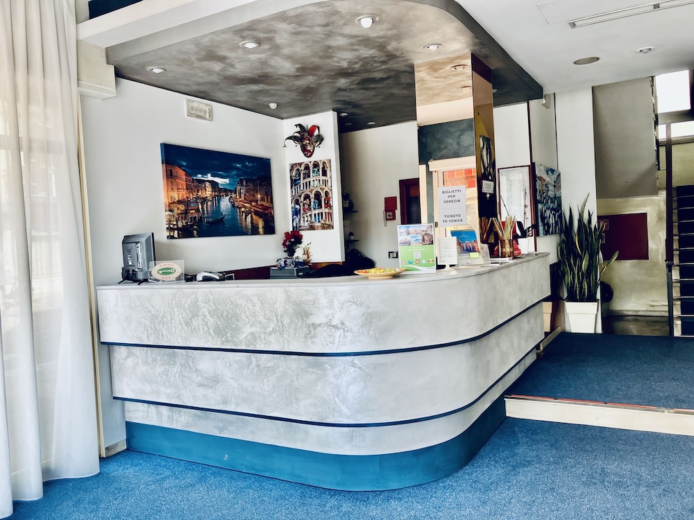 

Napoli - Venezia - Hotel San Carlo