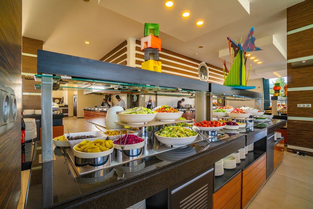 

Milano - Menderes - Karya Family Resort Hotel All Inclusive