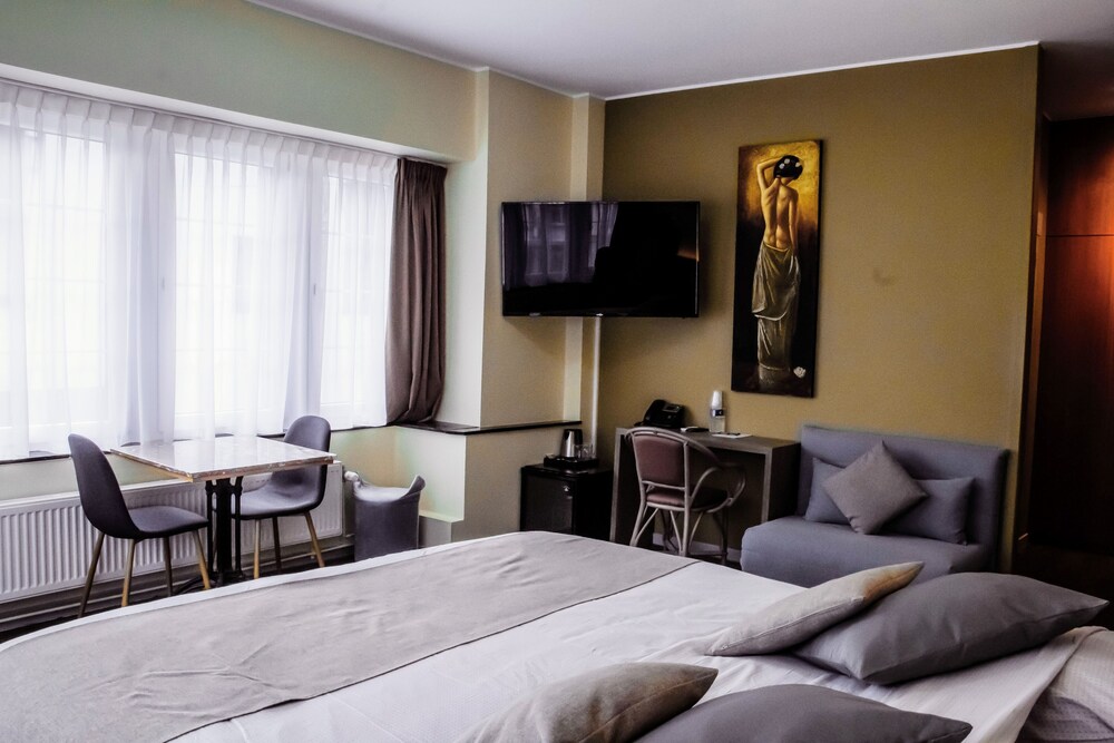 

Milano - Houffalize - Hotel des Postes