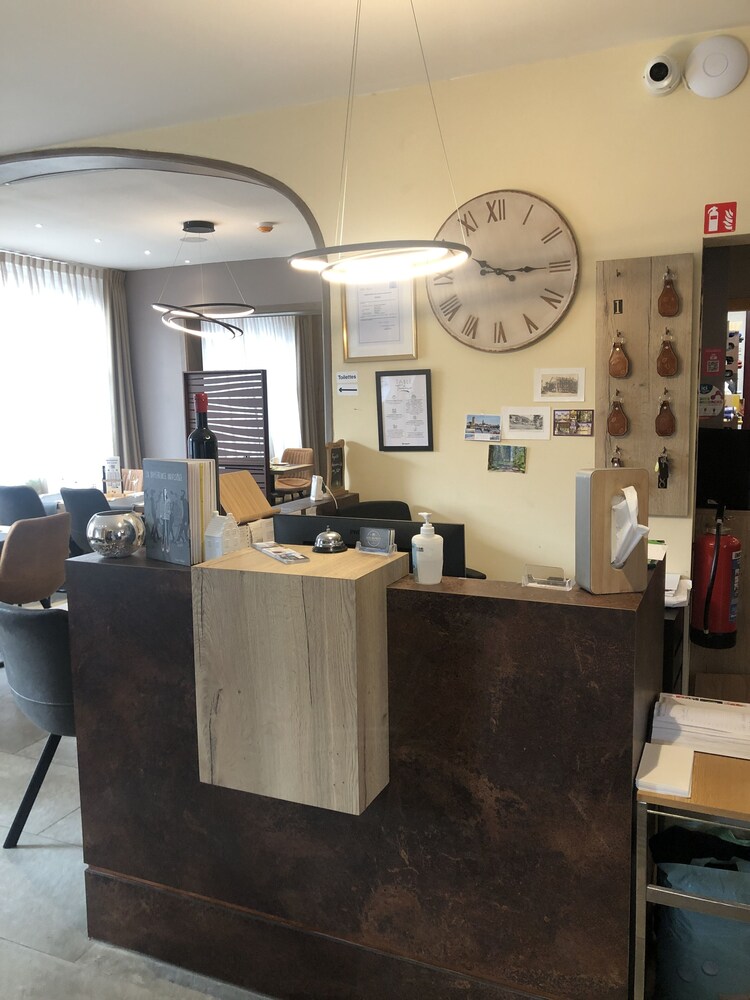 

Roma - Houffalize - Hotel des Postes
