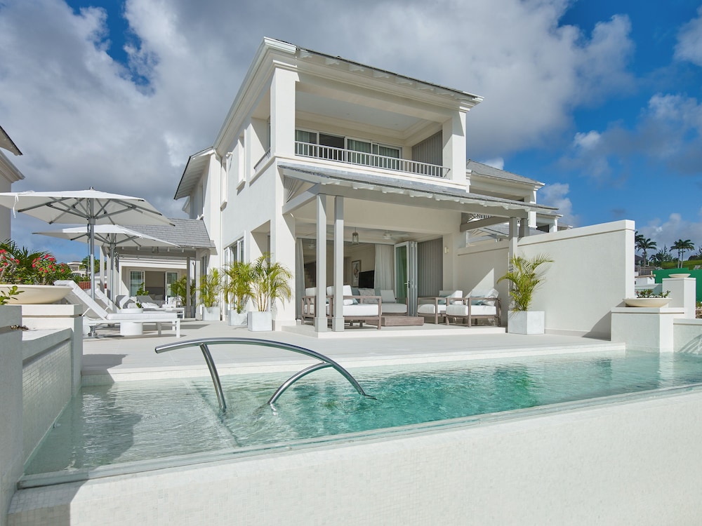 

Napoli - Speightstown - Apes Hill Barbados Golf Resort