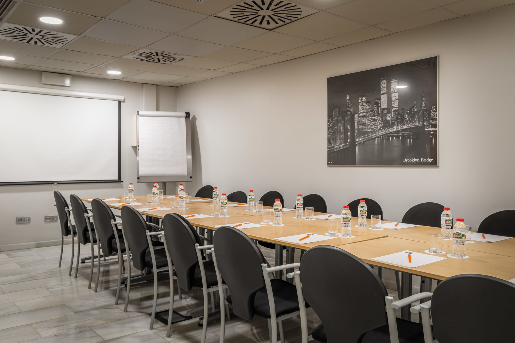 

Bari - Hospitalet de Llobregat - Hotel Madanis