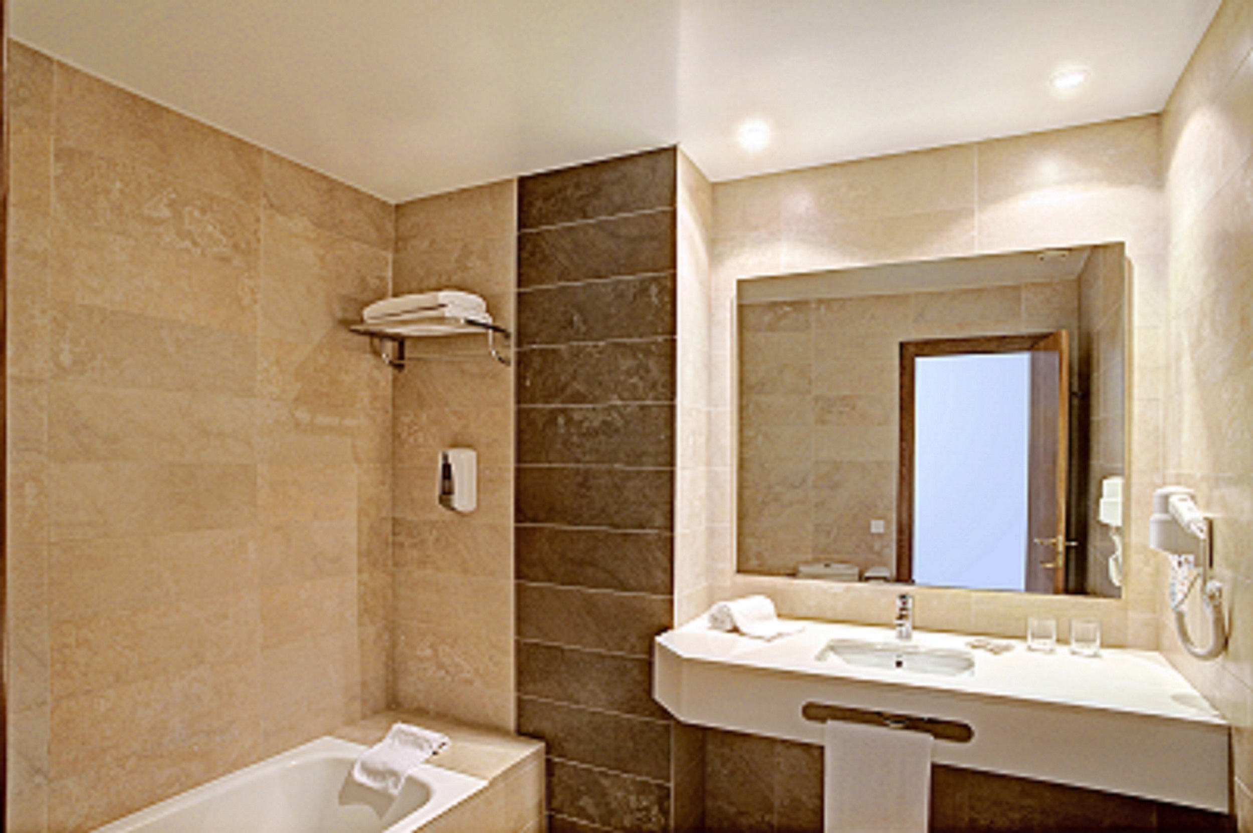 

Palermo - Magaluf - Hotel y Apartamentos Casablanca