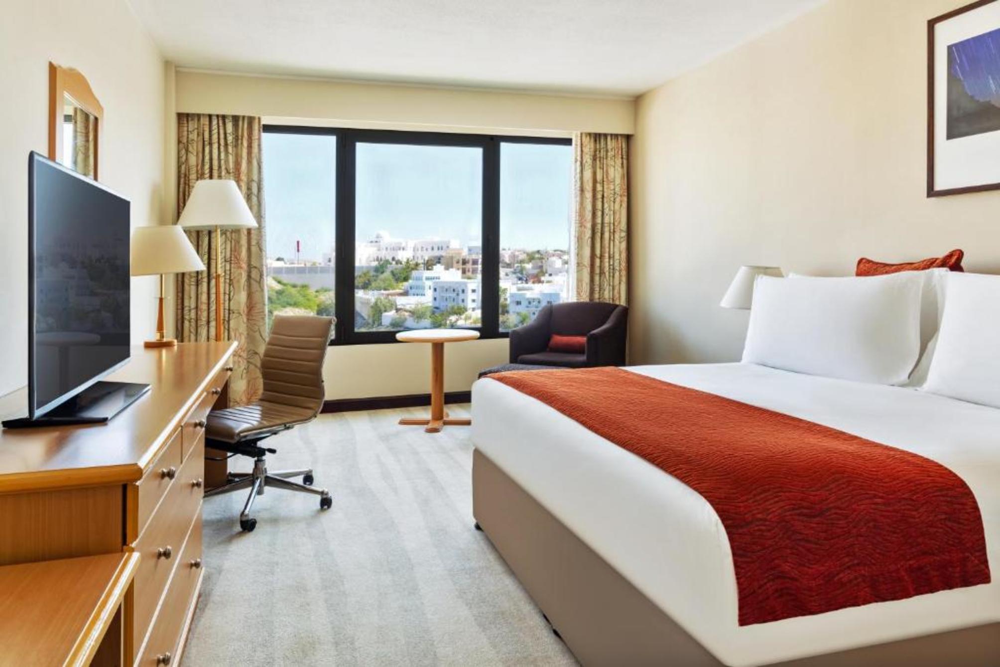 

Roma - Maţraḩ - Crowne Plaza Muscat