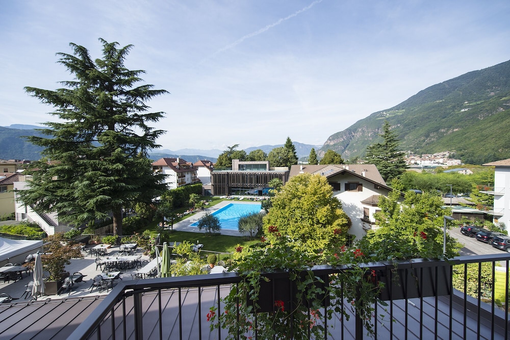 

Bari - Caldaro sulla Strada del Vino - Hotel CampingPark Steiner
