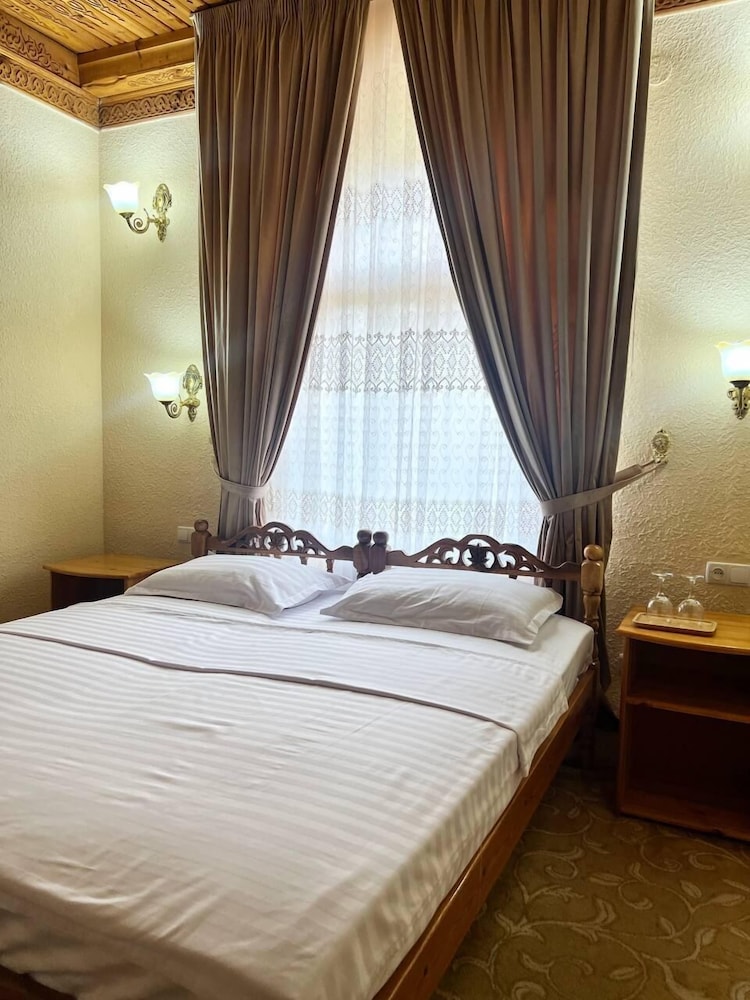 

Roma - Samarkand - Hotel Caravan Serail