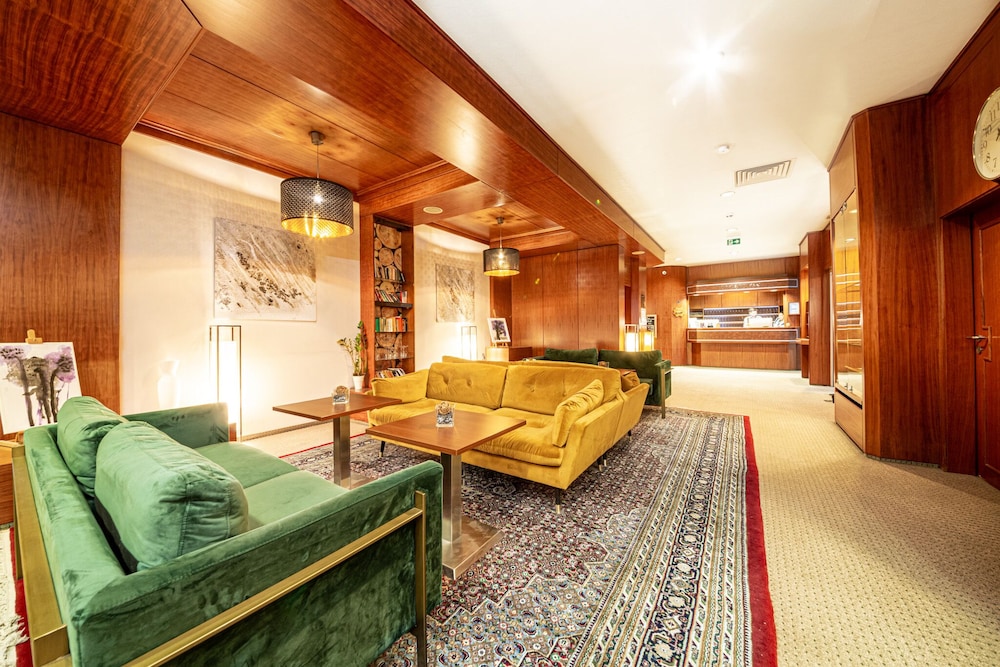 

Milano - Norimberga - Arotel Best living Nürnberg