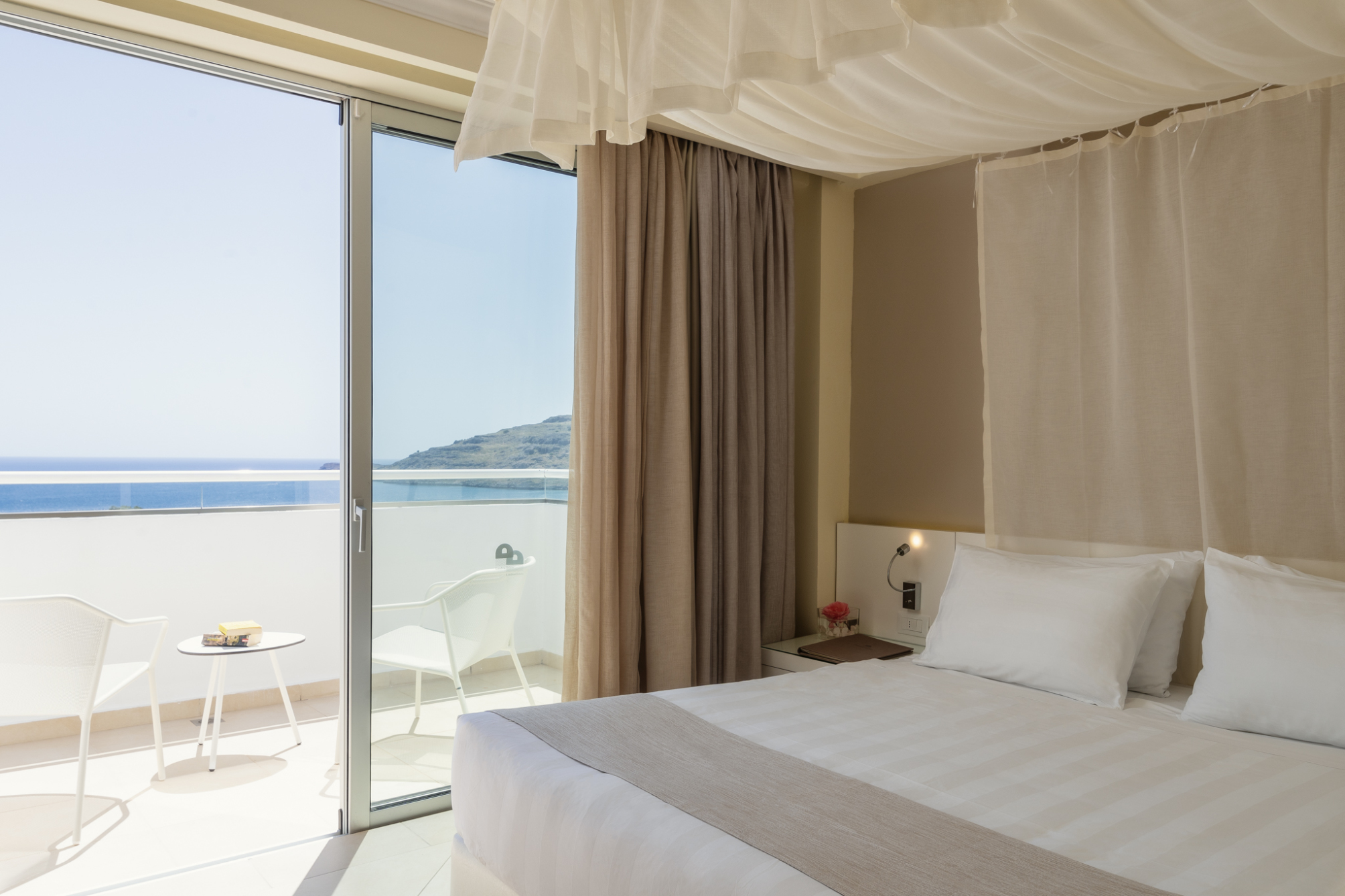Deluxe suite with sea view