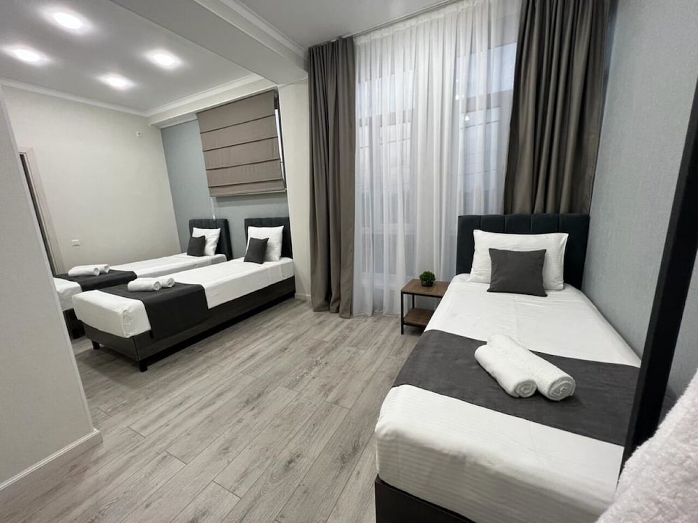 

Bologna - Bishkek - Urban Hotel