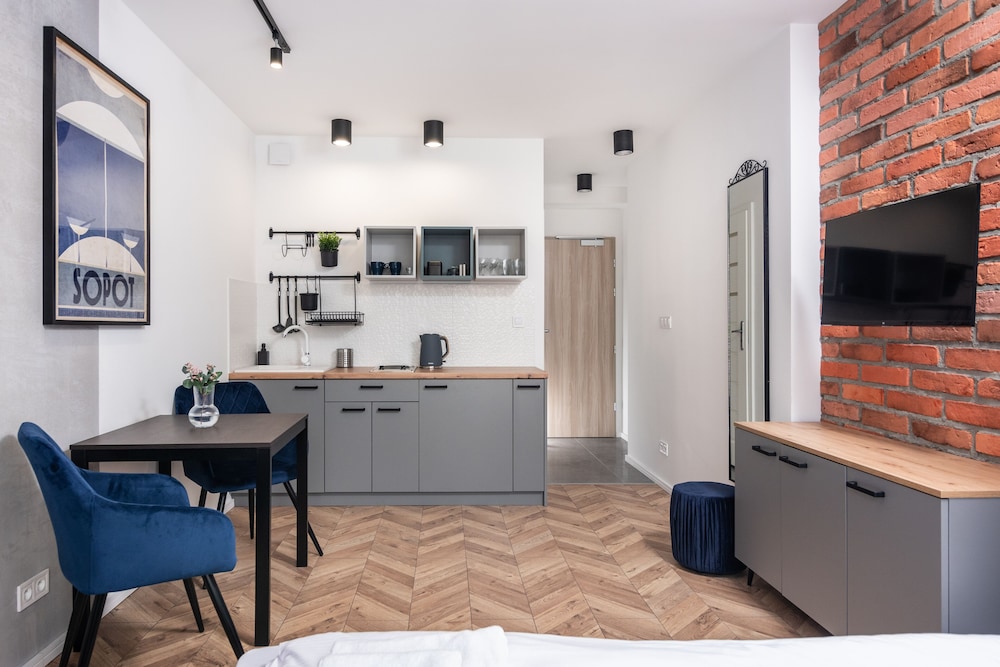 

Pisa - Cracovia - APARTAMENTY NA DĘBNIKACH