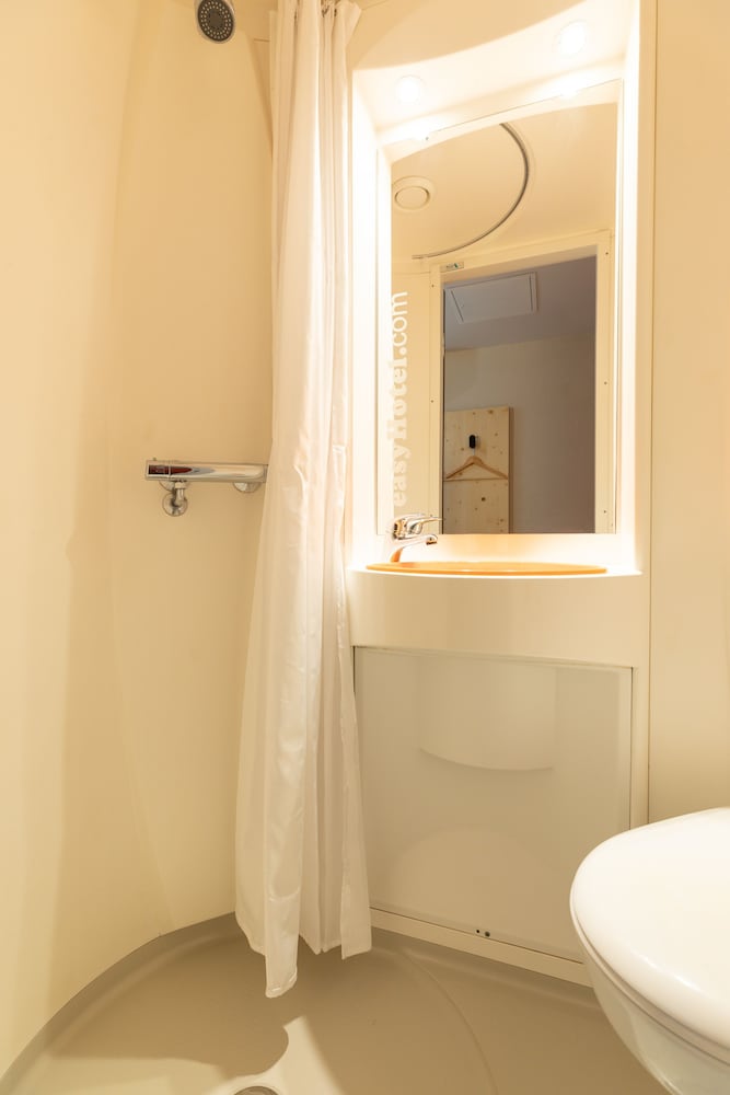 

Firenze - Glasgow - easyHotel Glasgow City