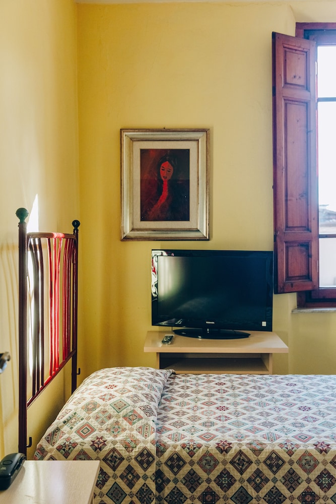 

Cagliari - Montecatini Terme - Hotel Savoia e Campana