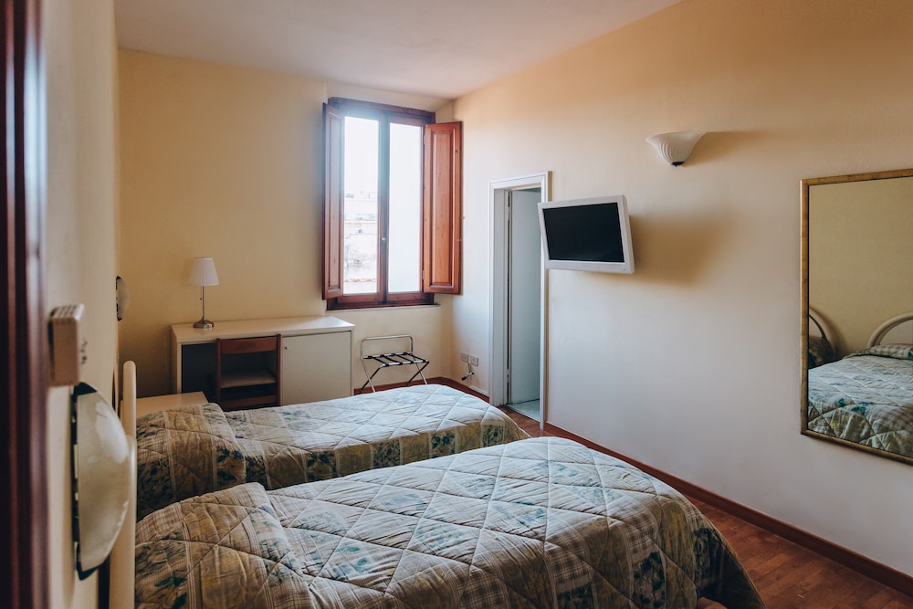 

Palermo - Pistoia - Hotel Savoia e Campana