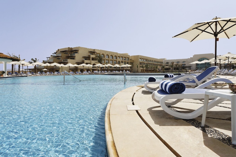 

Torino - Soma Bay - Movenpick Waterpark Resort & Spa Soma Bay