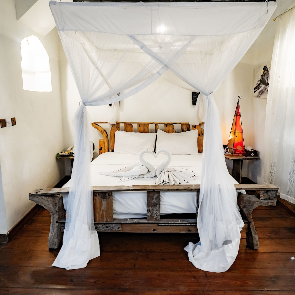 

Roma - Zanzibar Town - Zanzi House