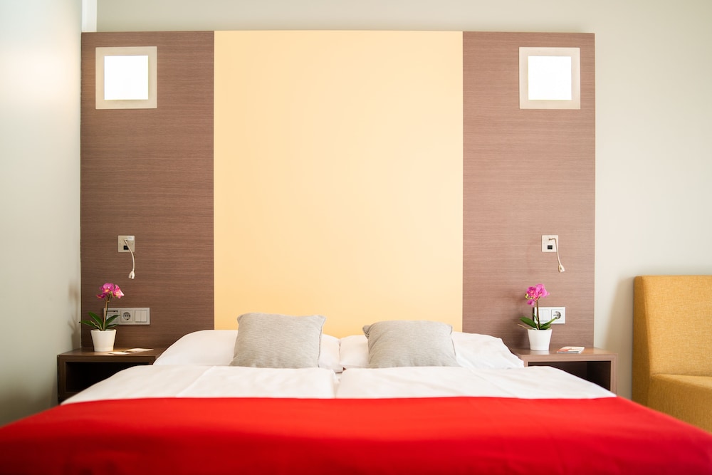 

Milano - Perchtoldsdorf - Hotel Orangerie