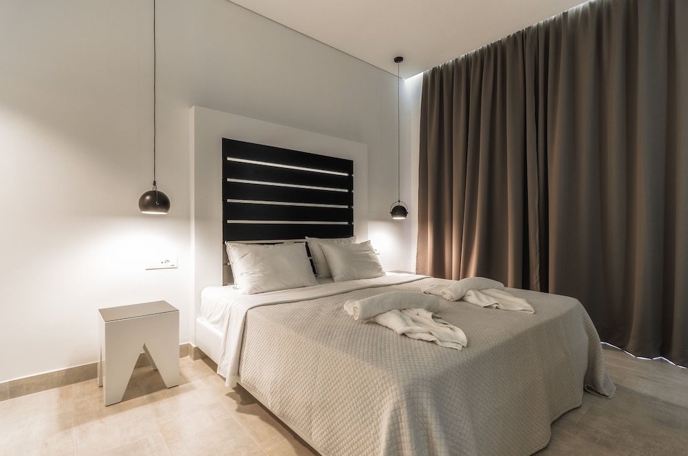 

Verona - Kallithea (Zakinthos) - Belussi Beach Hotel & Suites