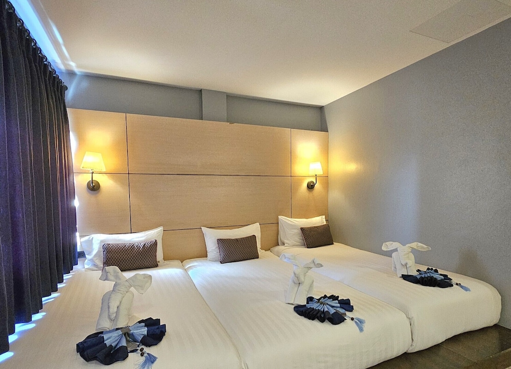 

Napoli - Wichit - Montree Phuket Hotel