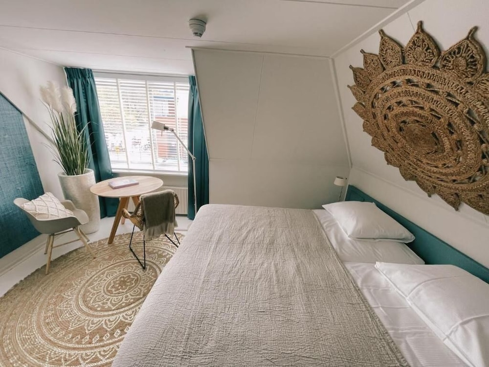 

Cagliari - Alkmaar - Hotel Liberte